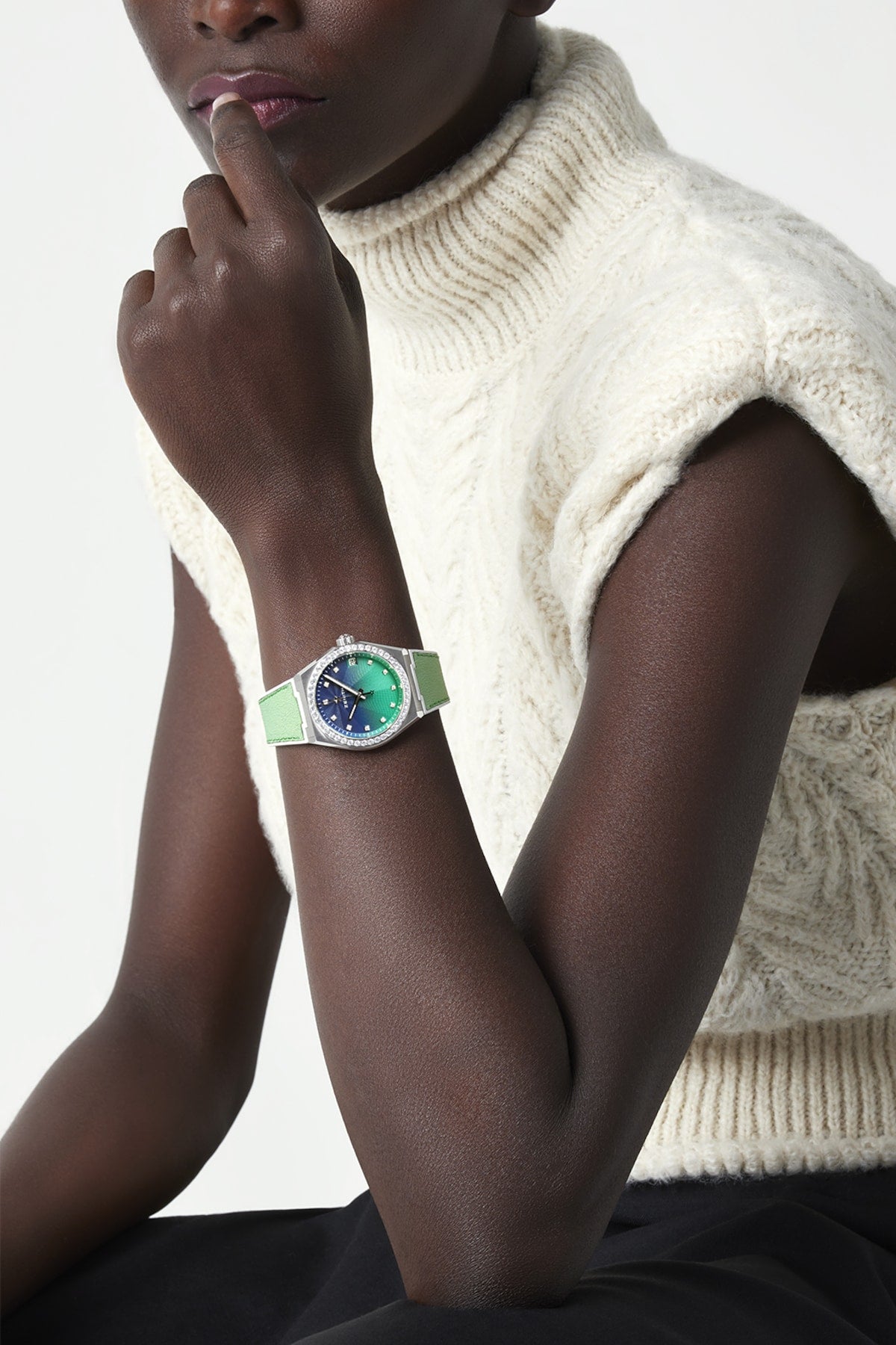 オーロラ エンチャンテッド 2000 Leaf Certified Mirror Red Orantes Grant Rookie 0192/2000