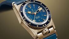 Load image into Gallery viewer, 1964 VINTAGE SPIRIT BRONZE BLUE DIAL